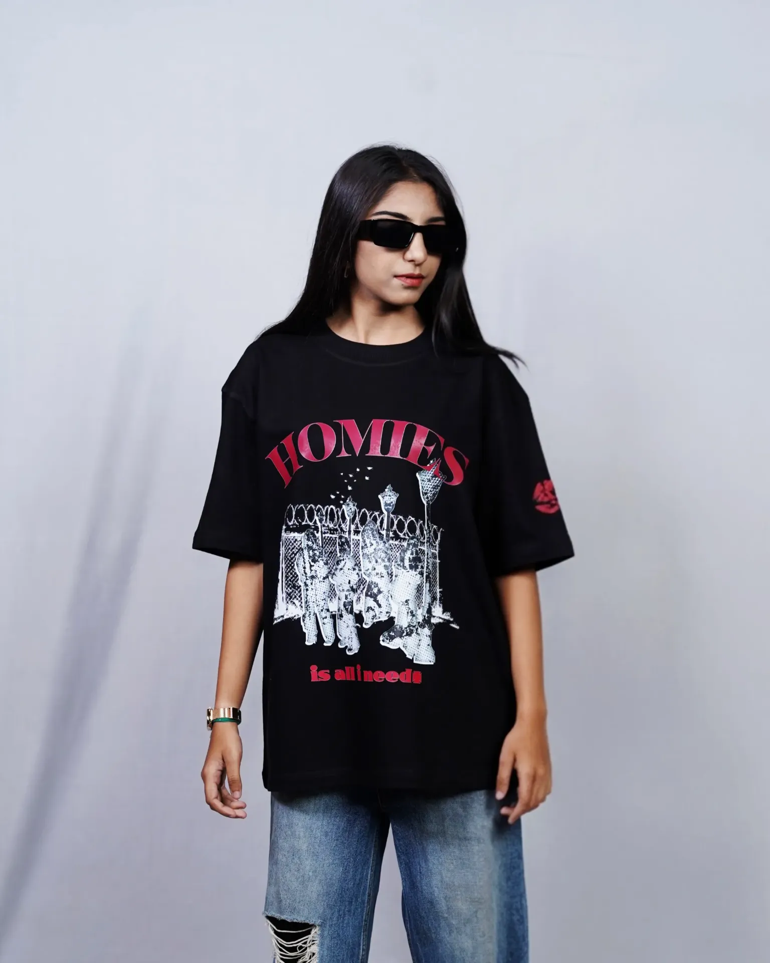 OVERSIZED BLACK HOMIES TEE