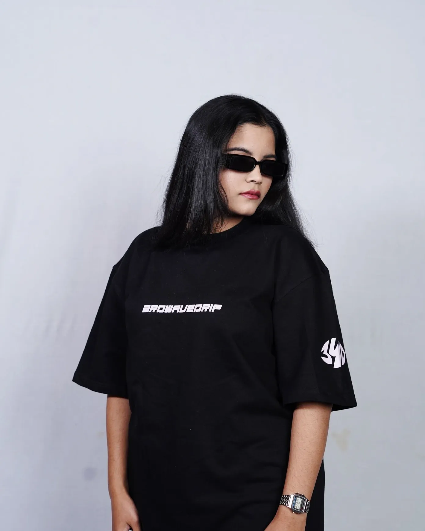 OVERSIZED BLACK LOVE IS BLIND TEE